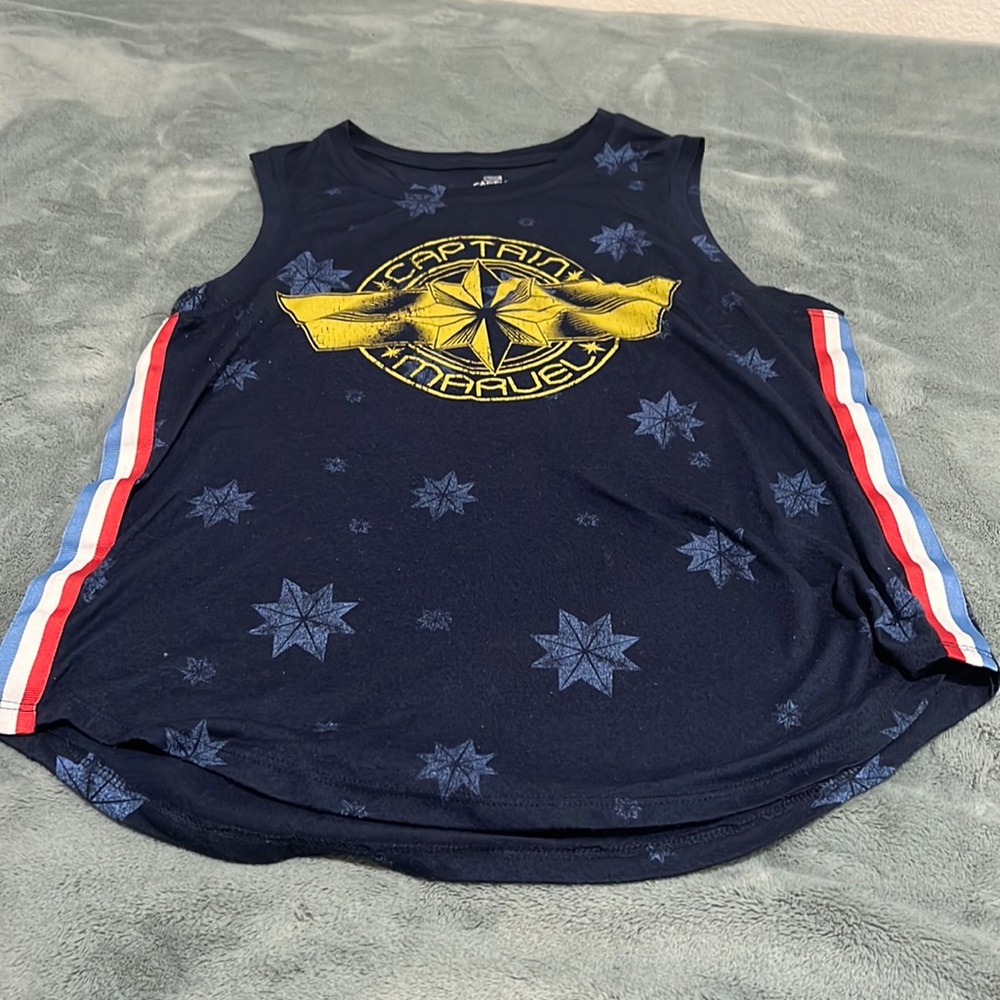 Marvel/ captain marvel top/ blue
